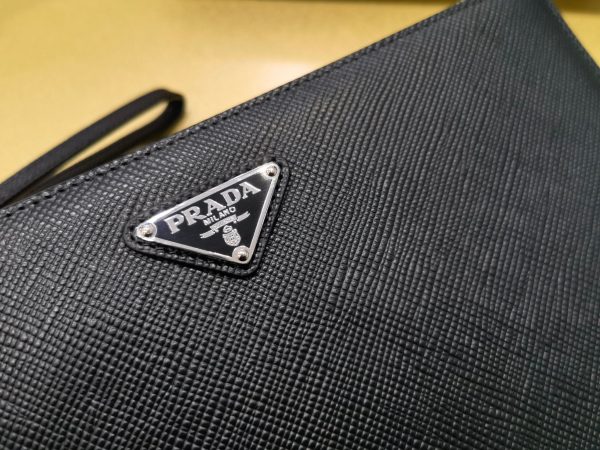 PD Re-Nylon and Saffiano leather pouch - 图片 5