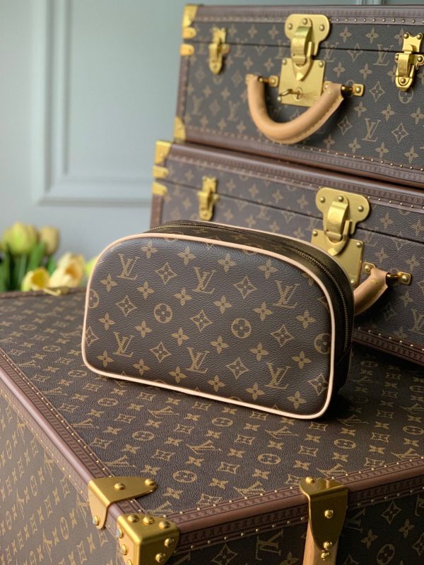 LOU TOILETRY BAG 25