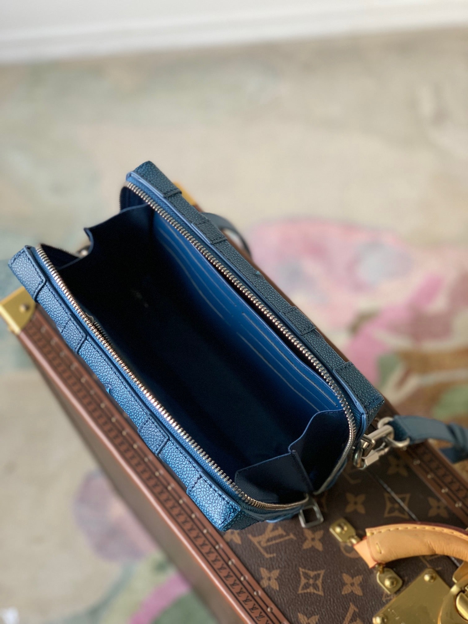 LOU SOFT TRUNK - 图片 3