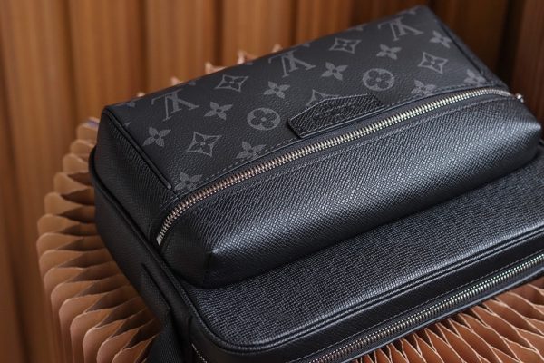 LOU OUTDOOR MESSENGER BAG - 图片 6
