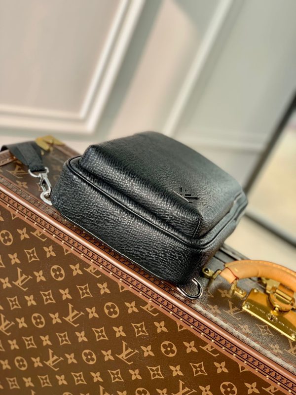 LOU AVENUE SLING BAG - 图片 7