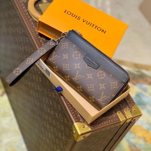 LOU ZIPPY DRAGONNE WALLET