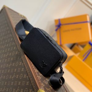 LOU ALPHA WEARABLE WALLET