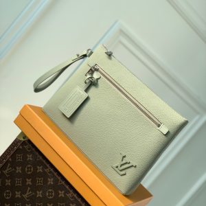 LOU TAKEOFF POUCH