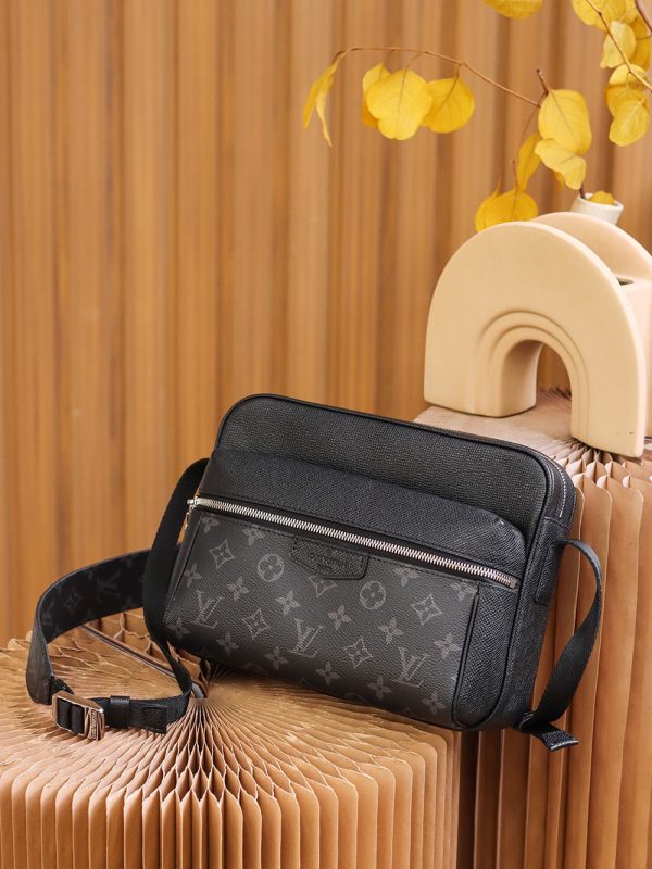LOU OUTDOOR MESSENGER BAG - 图片 12