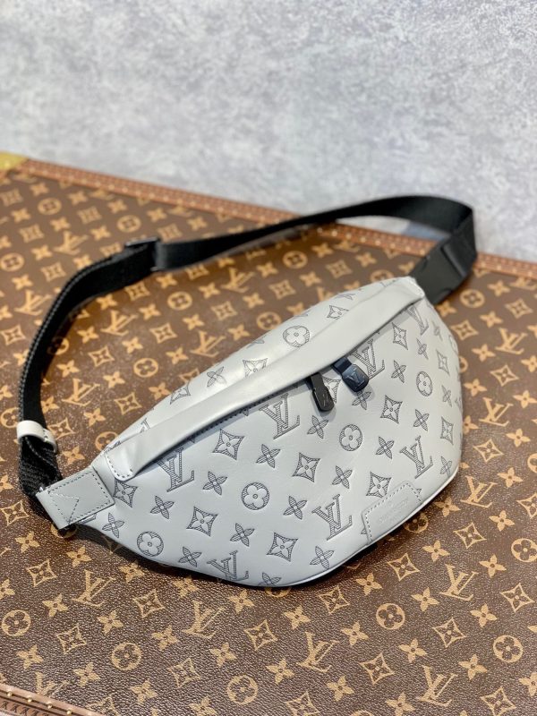 LOU DISCOVERY BUMBAG