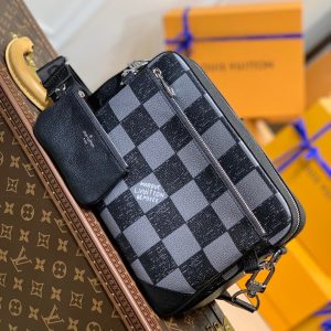 LOU TRIO MESSENGER BAG