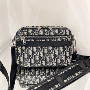 CD SAFARI MESSENGER BAG