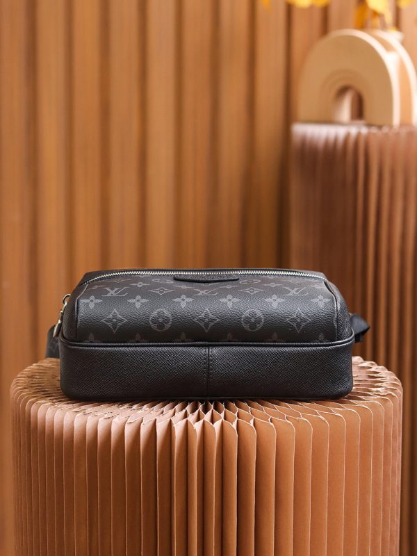LOU OUTDOOR MESSENGER BAG - 图片 8