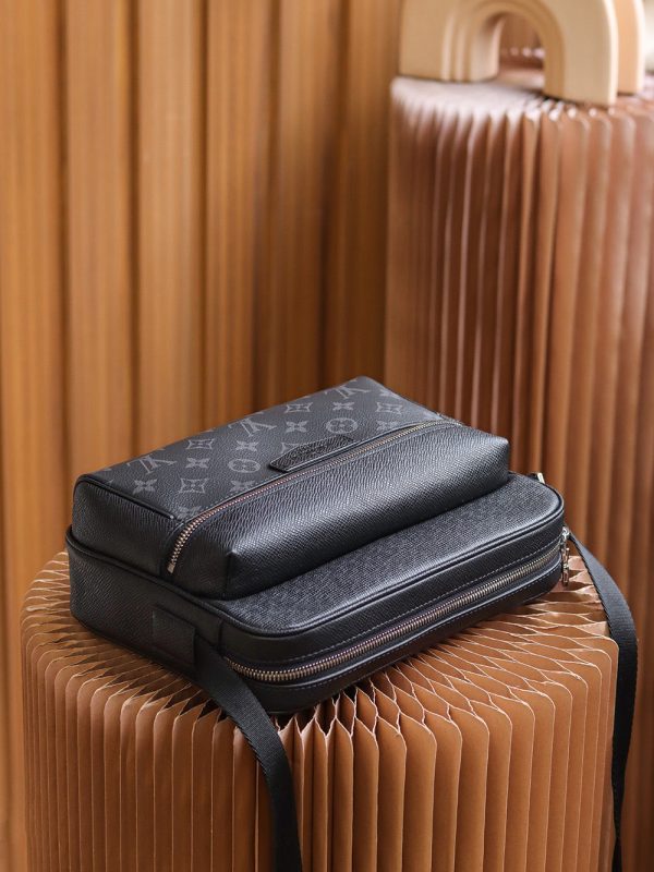 LOU OUTDOOR MESSENGER BAG - 图片 13