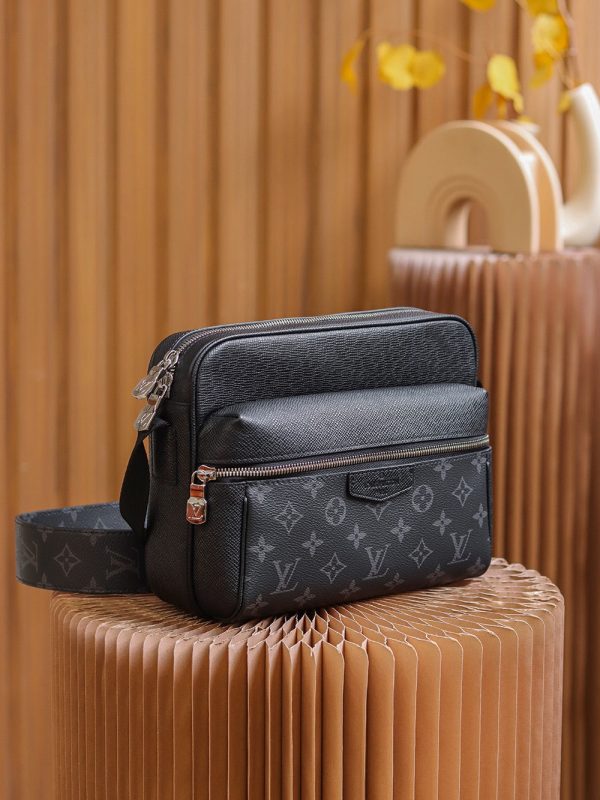 LOU OUTDOOR MESSENGER BAG - 图片 2