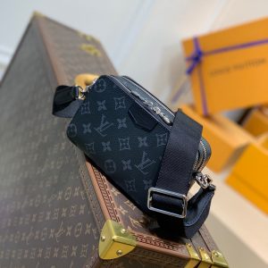 LOU ALPHA WEARABLE WALLET
