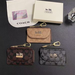Chic CO Timeless Classic Card Holder Wallet with Sleek Design