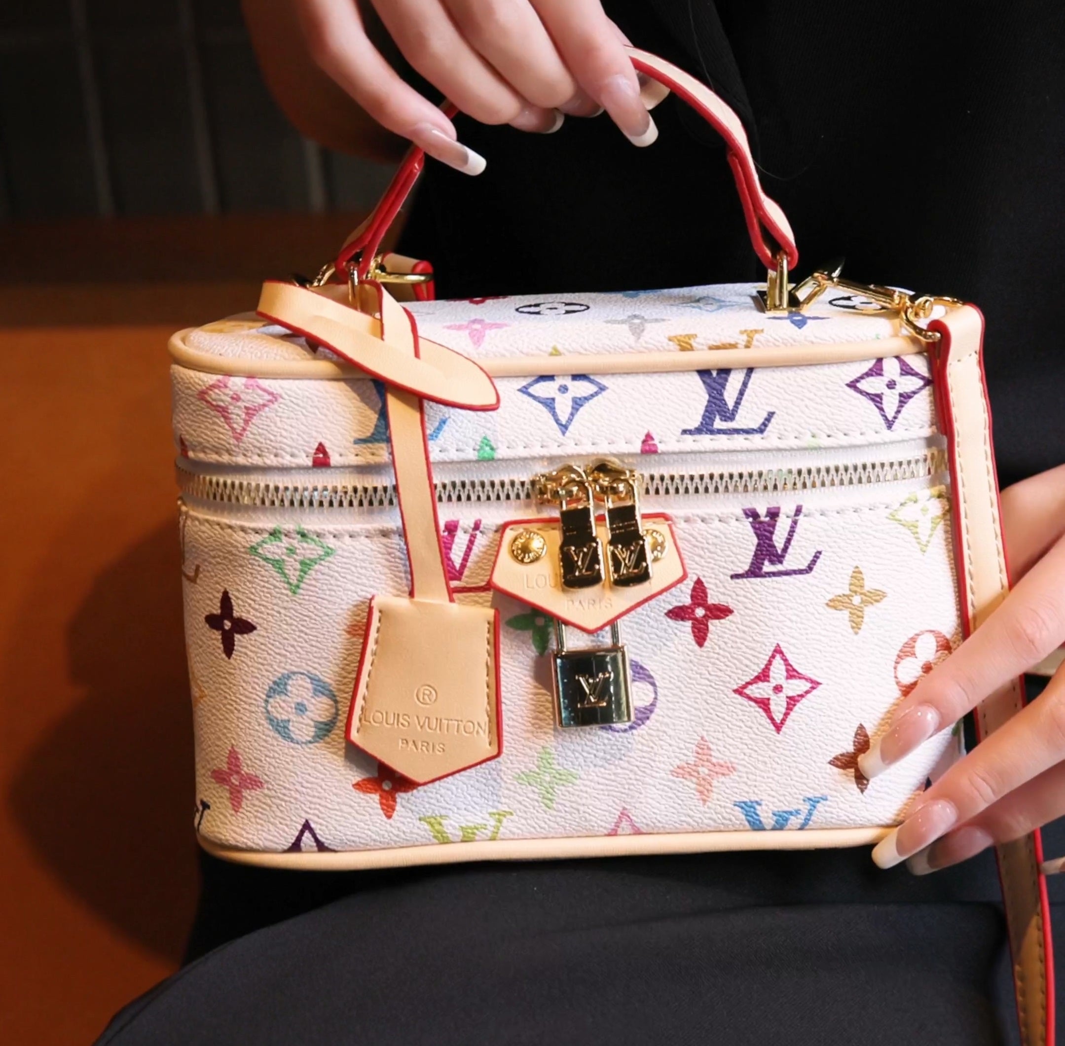 Vintage-Inspired Box hand bag – Elegant Monogram Tote Box - Image 5