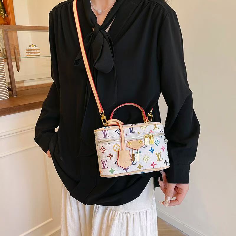 Vintage-Inspired Box hand bag – Elegant Monogram Tote Box - Image 10
