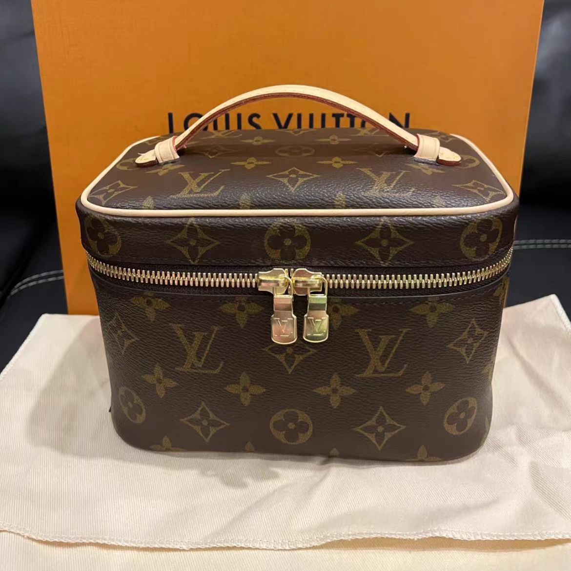 Premium Cosmetic Bag - Image 4