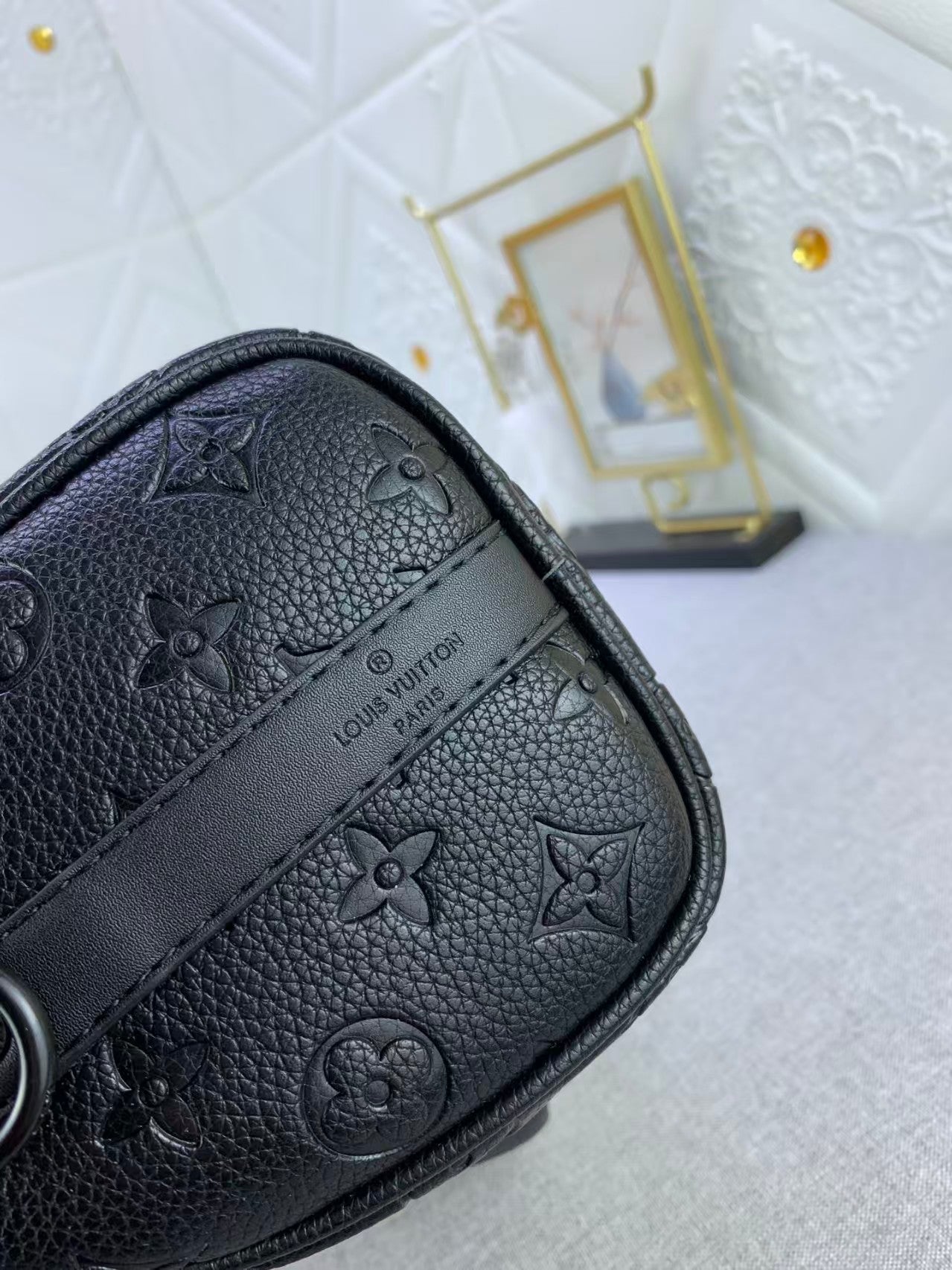Lou Black Luxury Leather Bag – Versatile, Stylish & Functional - Image 6