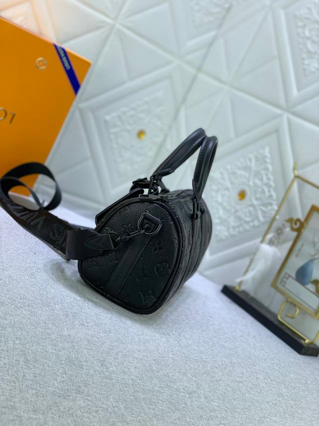 Lou Black Luxury Leather Bag – Versatile, Stylish & Functional - Image 2
