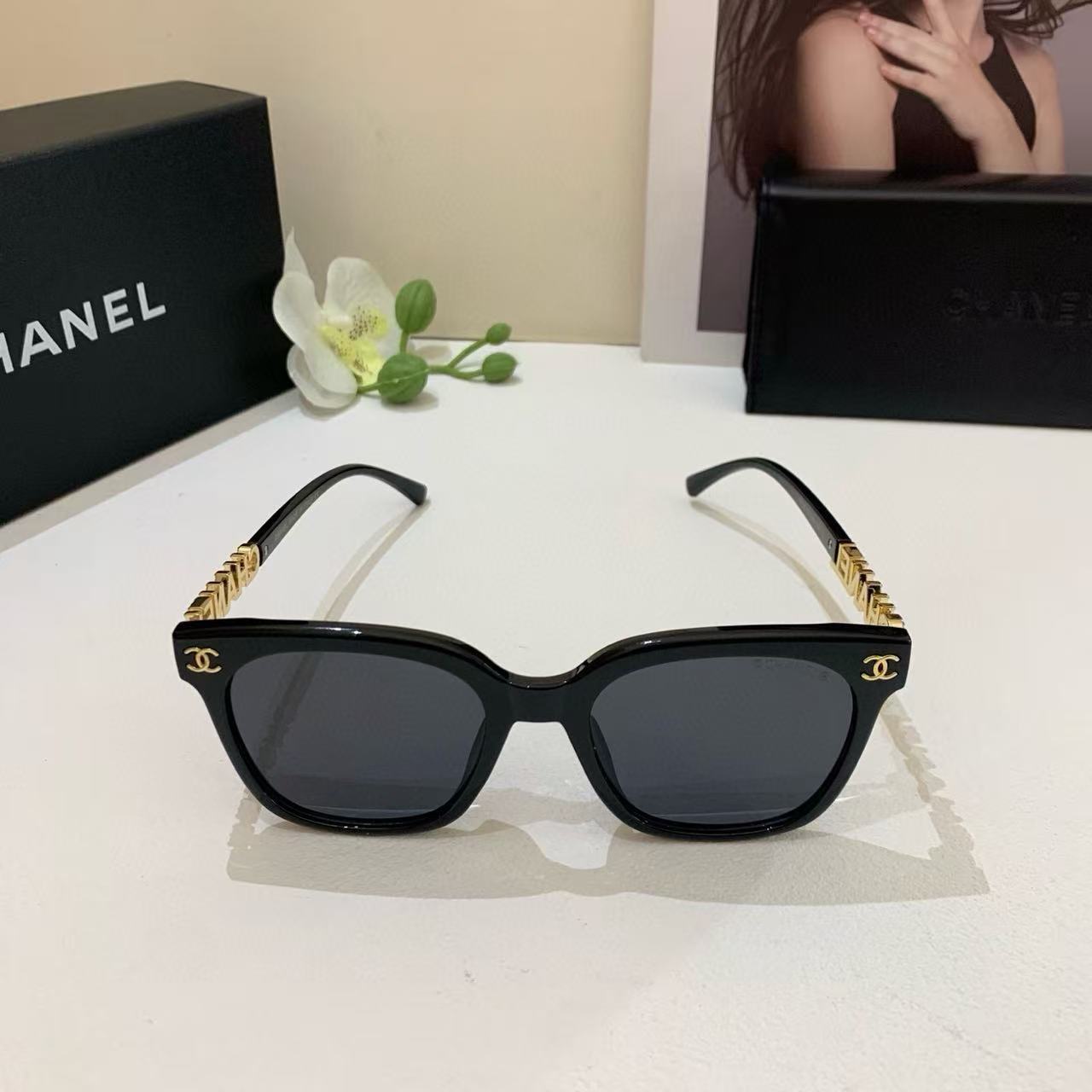 High-End Fashion Sunglasses 08 - Image 7
