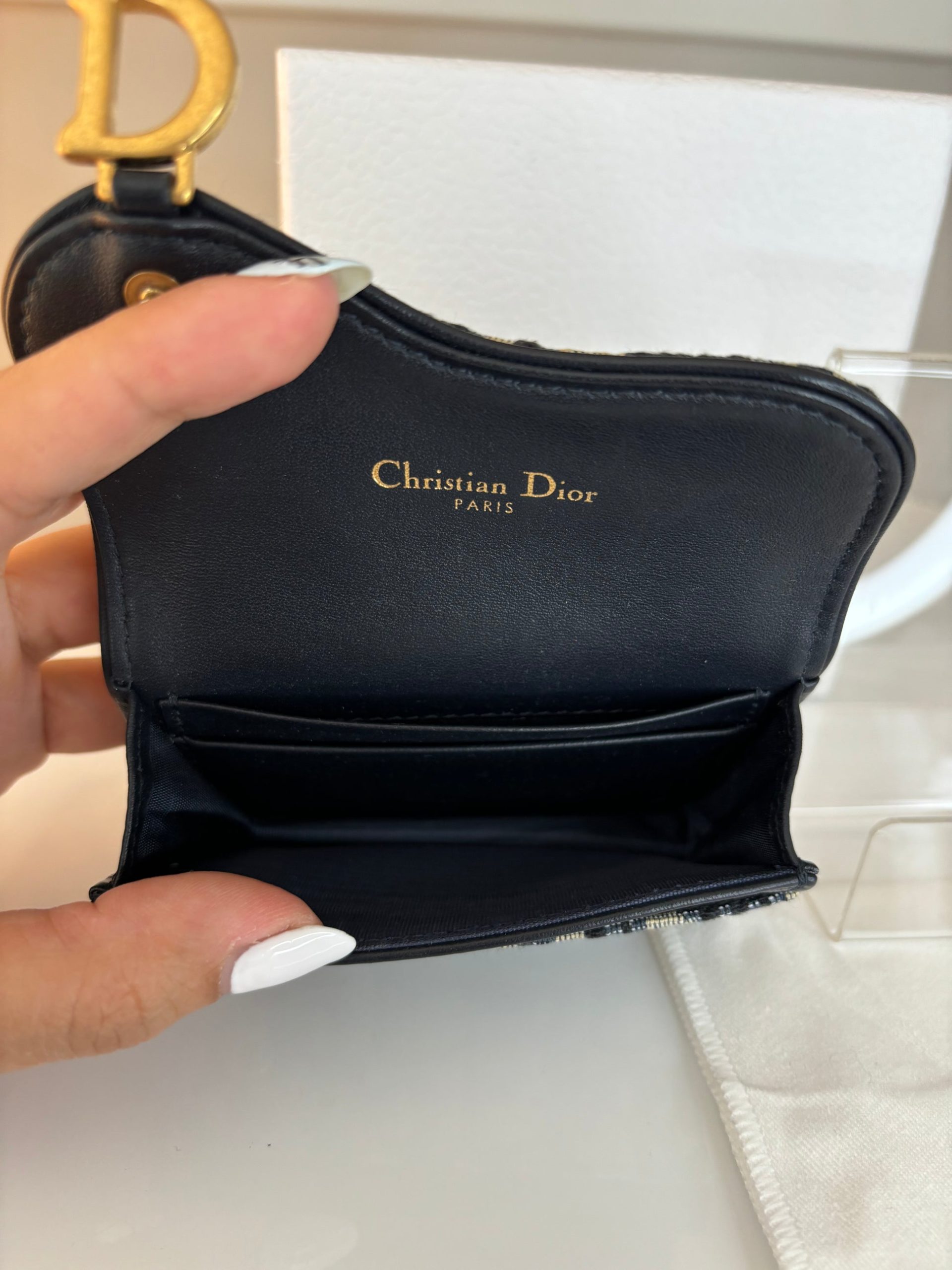 Classic Saddle Bloom Card Wallet - Image 7