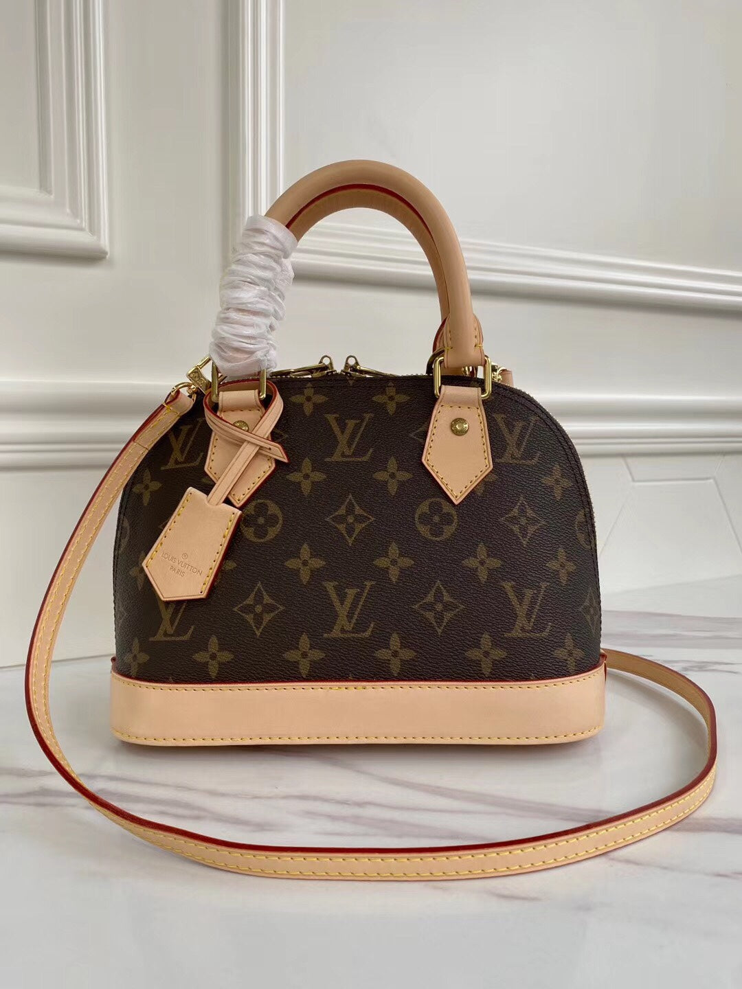 Classic and Stylish Alma Bag - Image 5