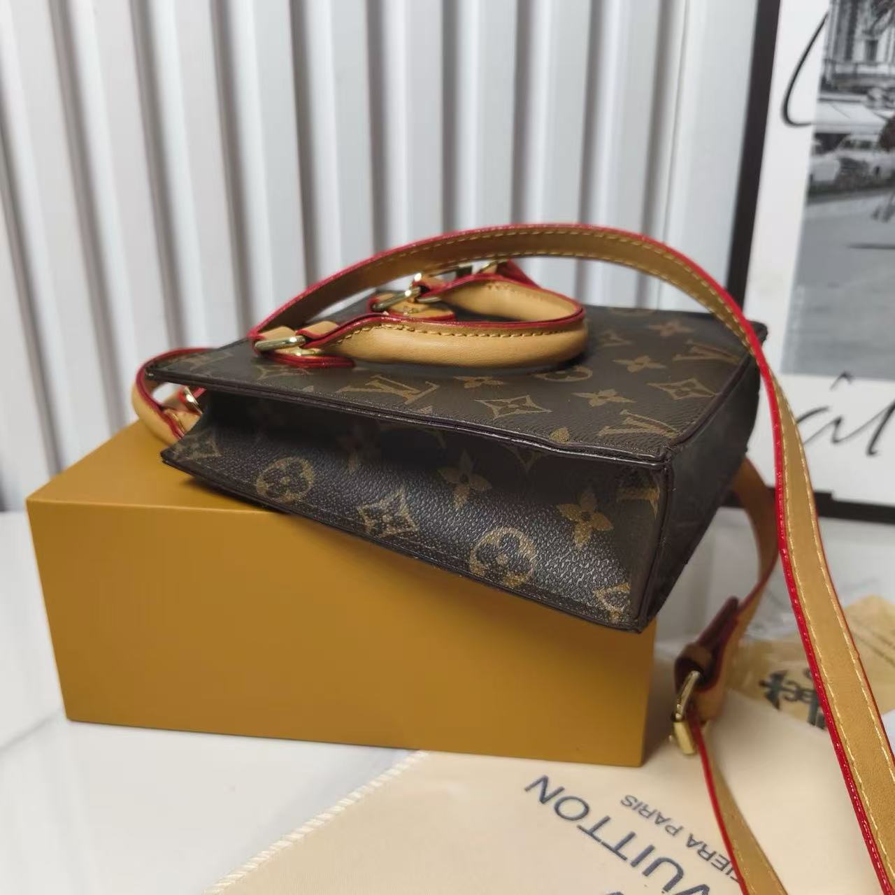 Classic Tote Bag With Crossbody Strap - Image 2