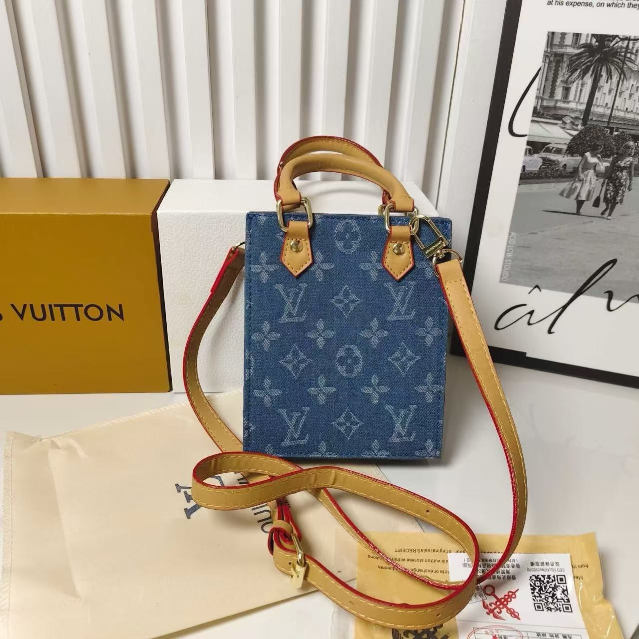 Classic Tote Bag With Crossbody Strap - Image 14
