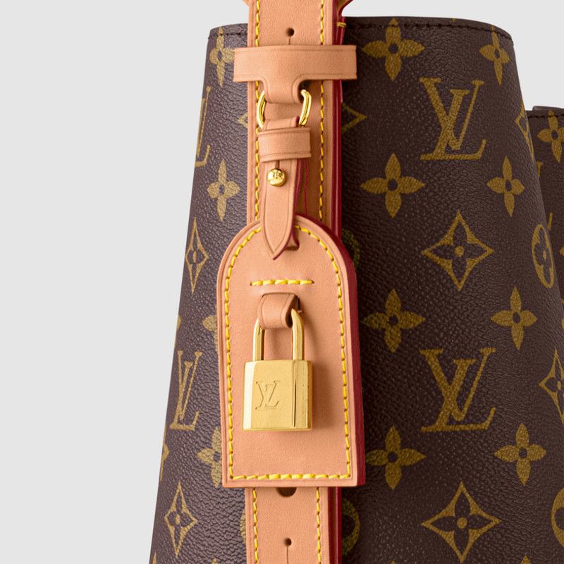Best-selling Monogram Shoulder Bag - Image 4
